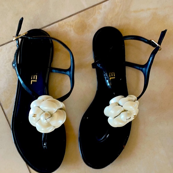 CHANEL Shoes - Chanel classic sandals